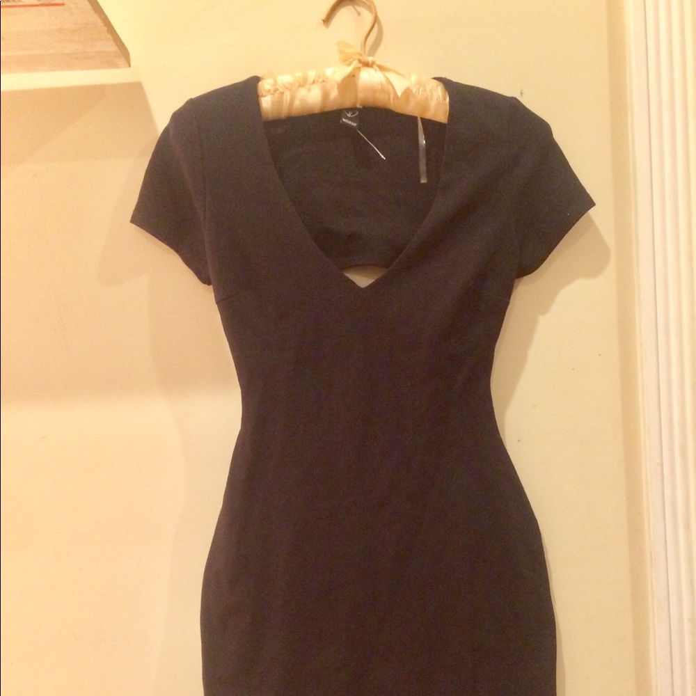 New backless cutout midi dress